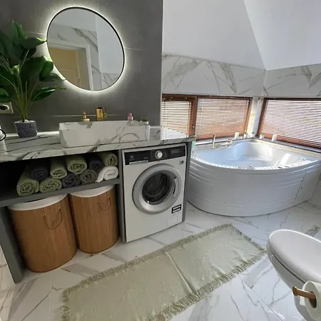 Apartamento Garsoniera La Curte Cluj-Napoca Exterior foto